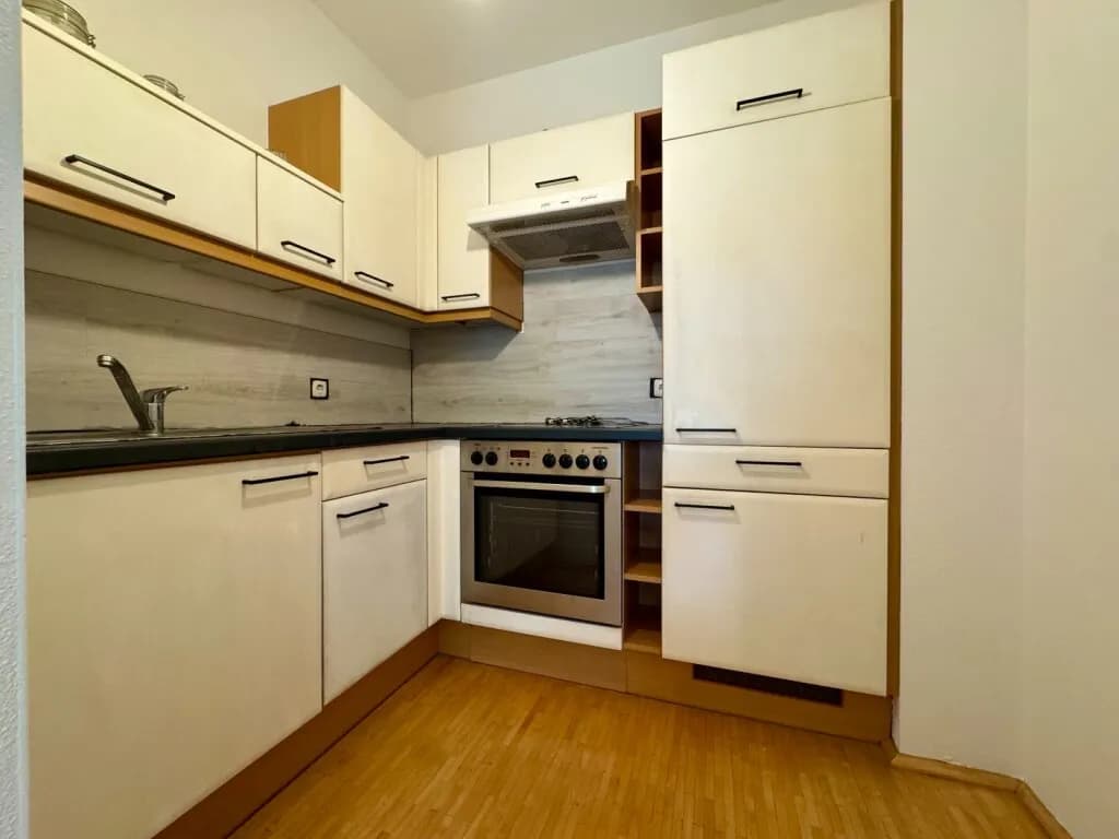 2-Zimmer-Wohnung kaufen in Linz – 43,6 m², € 205.000 – Bild 5 von 15