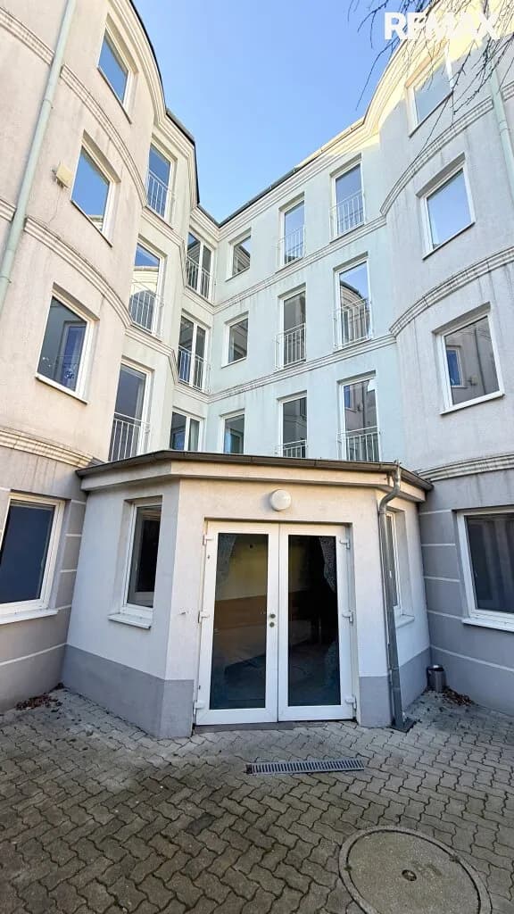 Gewerbeimmobilie kaufen in Wiener Neustadt – 983 m², € 1.690.000 – Bild 29 von 64