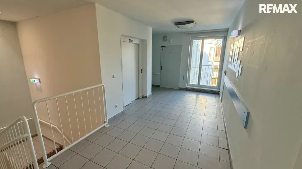 Gewerbeimmobilie kaufen in Wiener Neustadt – 983 m², € 1.690.000 – Bild 37 von 64