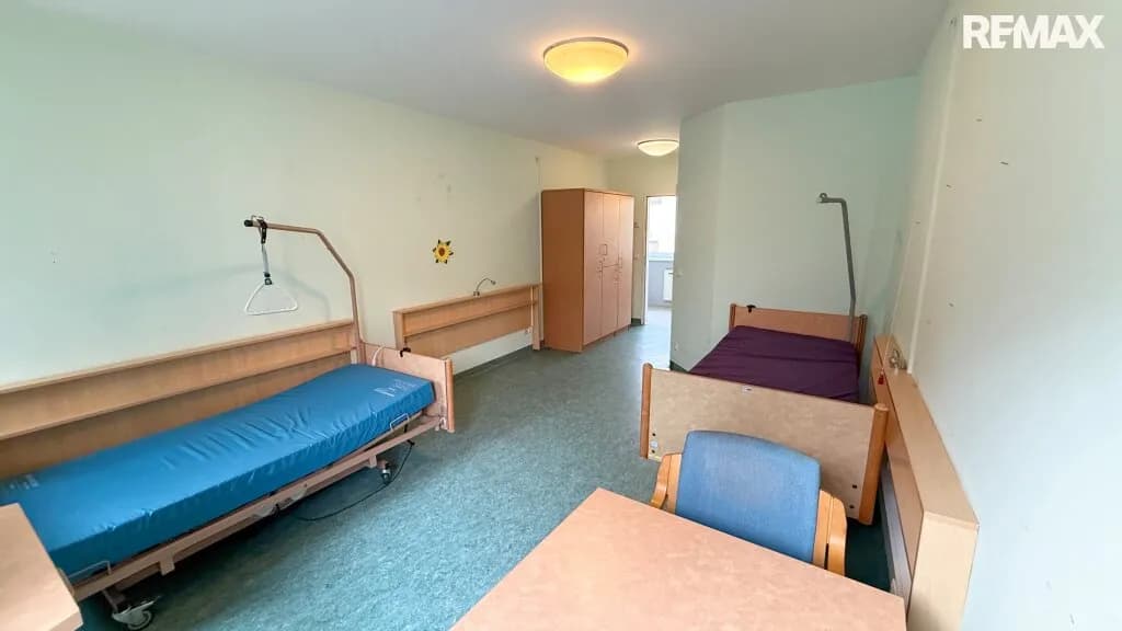 Gewerbeimmobilie kaufen in Wiener Neustadt – 983 m², € 1.690.000 – Bild 44 von 64