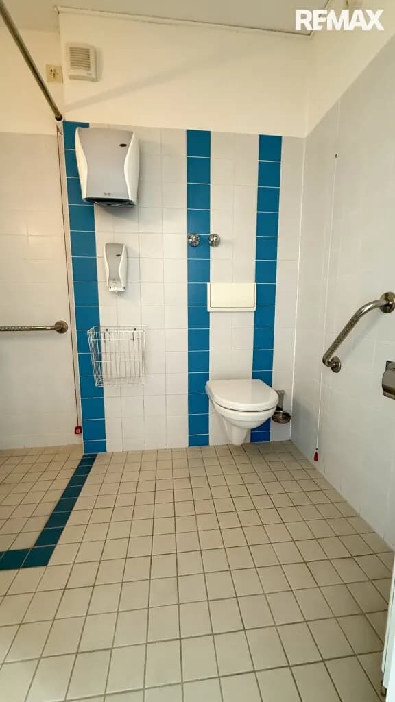 Gewerbeimmobilie kaufen in Wiener Neustadt – 983 m², € 1.690.000 – Bild 54 von 64