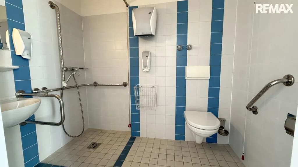 Gewerbeimmobilie kaufen in Wiener Neustadt – 983 m², € 1.690.000 – Bild 55 von 64