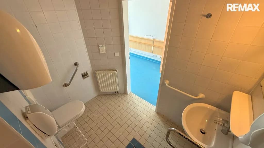 Gewerbeimmobilie kaufen in Wiener Neustadt – 983 m², € 1.690.000 – Bild 56 von 64