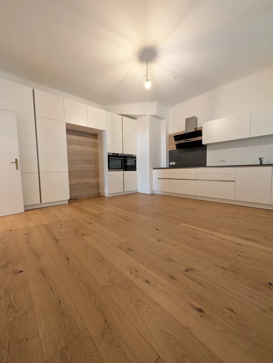 4-Zimmer-Wohnung mieten in Wien – 150 m², € 2.245 – Bild 2 von 19