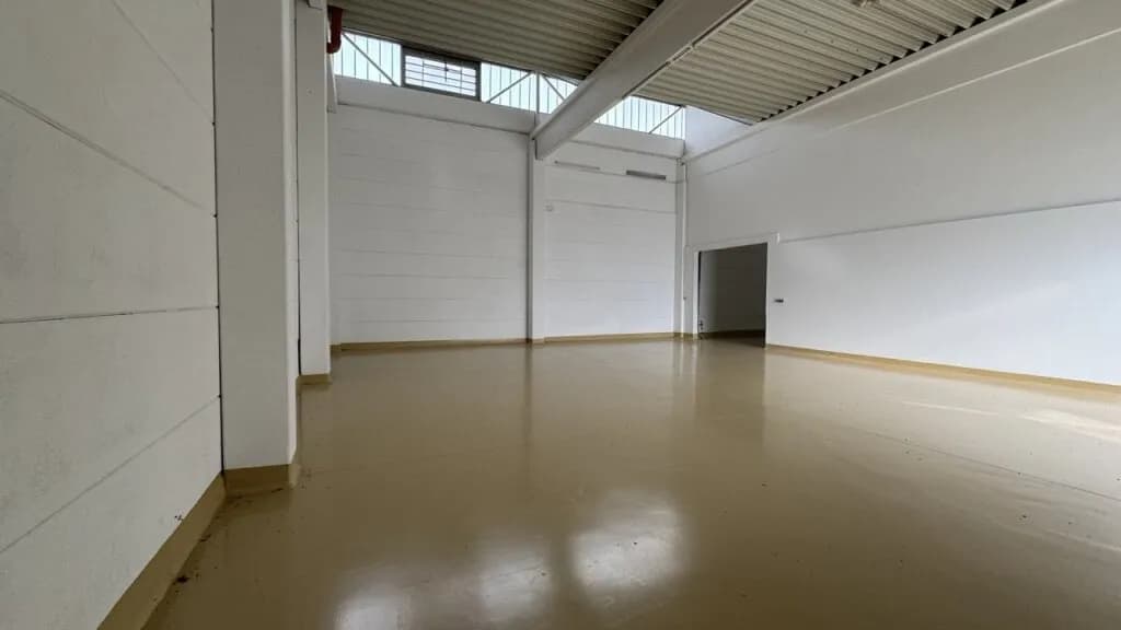 Gewerbeimmobilie kaufen in Sankt Pölten – 3 057 m², € 2.800.000 – Bild 4 von 19