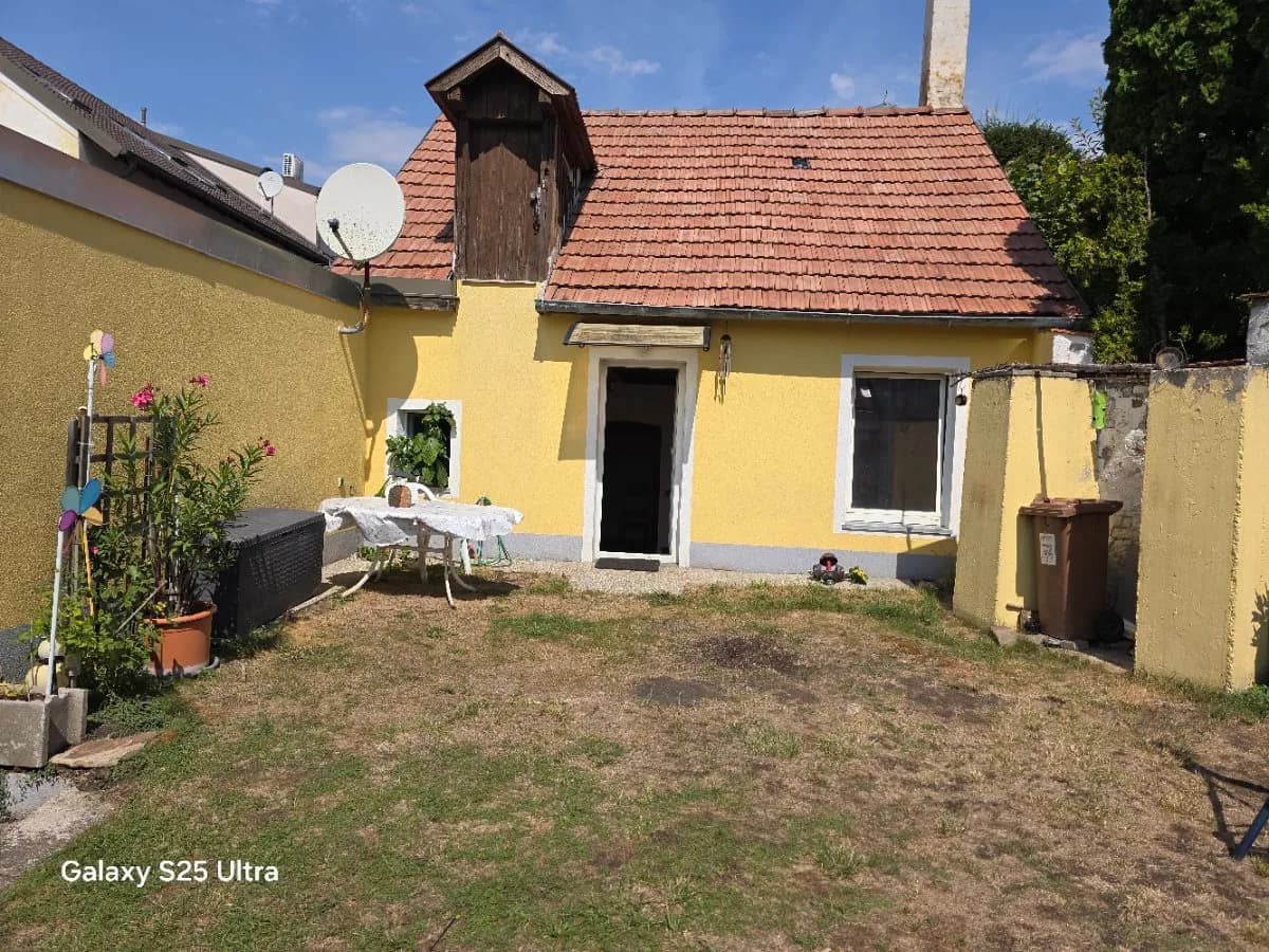 1-Zimmer-Immobilie mieten in Hollabrunn – 30 m², € 400 – Bild 2 von 3