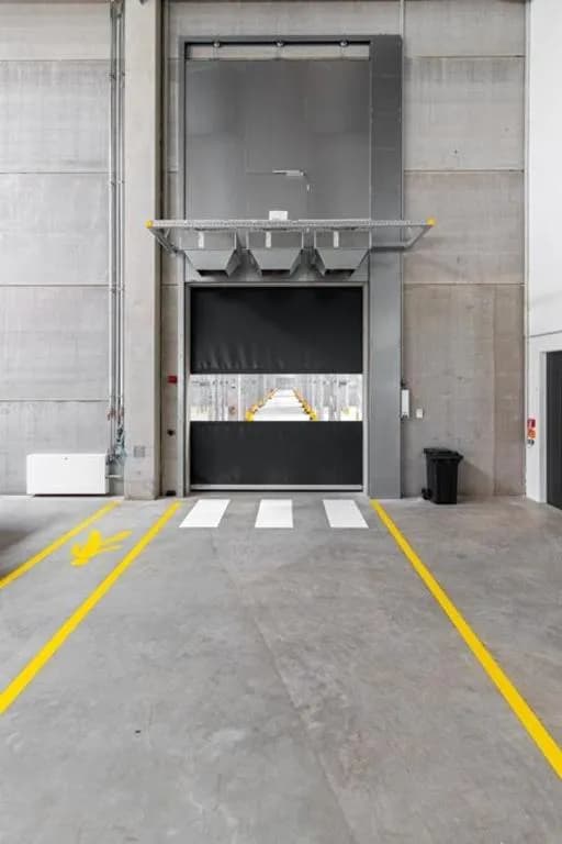 Gewerbeimmobilie mieten in Linz Land – 1 073 m², € 12.881 – Bild 9 von 10
