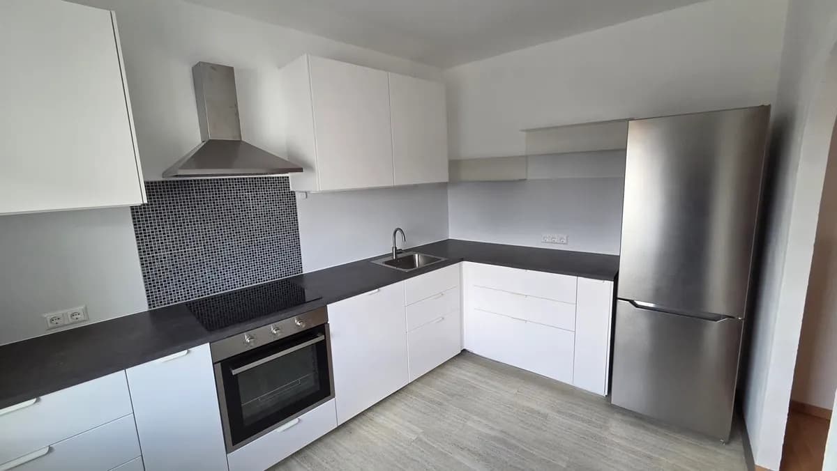 3-Zimmer-Wohnung mieten in Hollabrunn – 83 m², € 900 – Bild 2 von 12