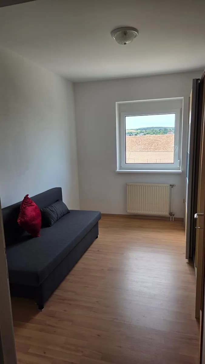 3-Zimmer-Wohnung mieten in Hollabrunn – 83 m², € 900 – Bild 8 von 12