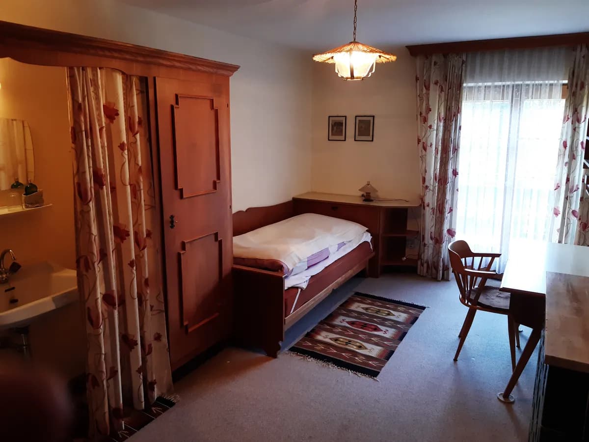 7-Zimmer-Haus mieten in Kitzbühel – 226 m², € 2.000 – Bild 11 von 13