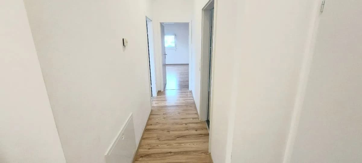 2-Zimmer-Wohnung mieten in Baden – 55 m², € 849 – Bild 10 von 12
