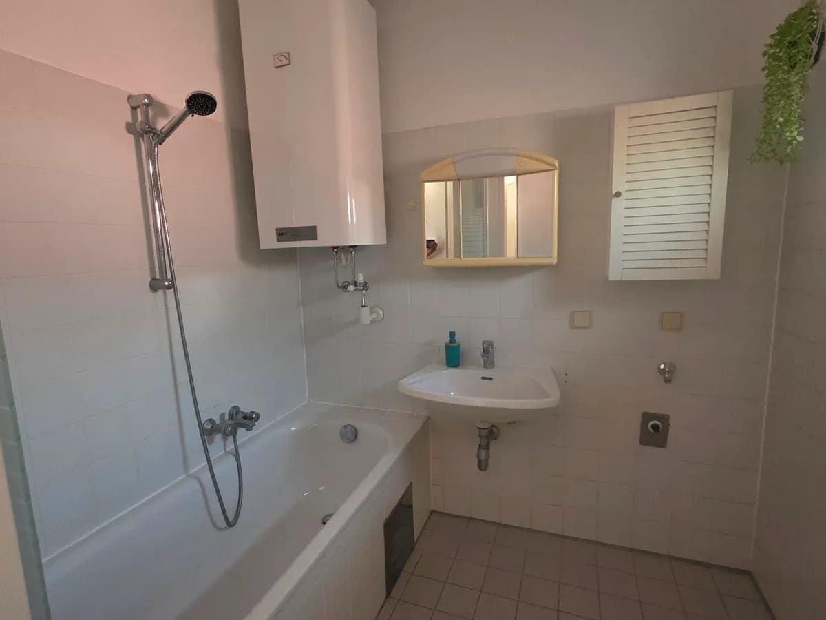 2-Zimmer-Wohnung mieten in Österreich – 60 m², € 812 – Bild 8 von 17