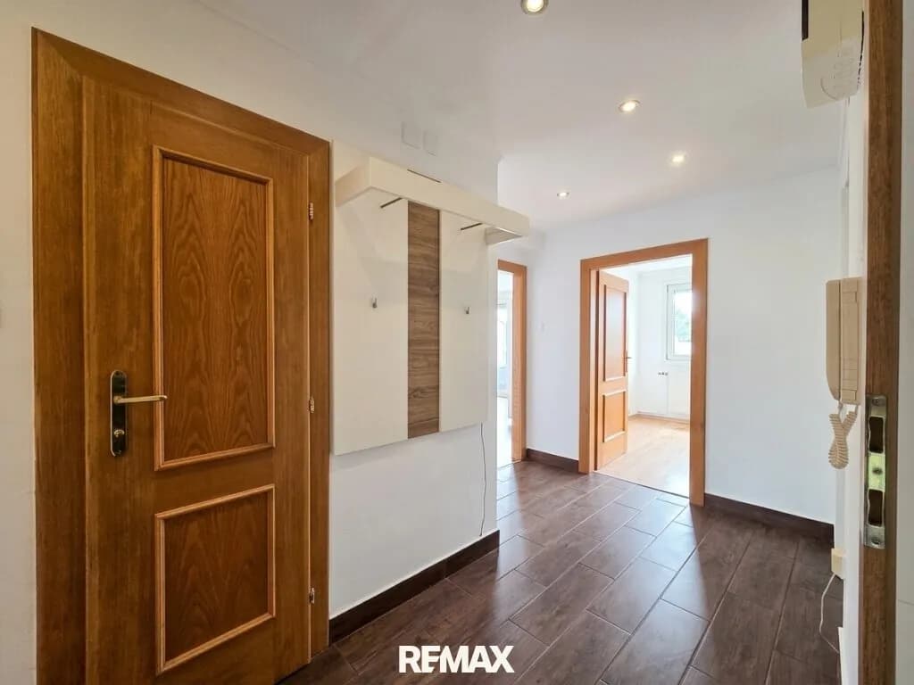 3-Zimmer-Immobilie kaufen in Baden – 64,9 m², € 220.000 – Bild 2 von 15