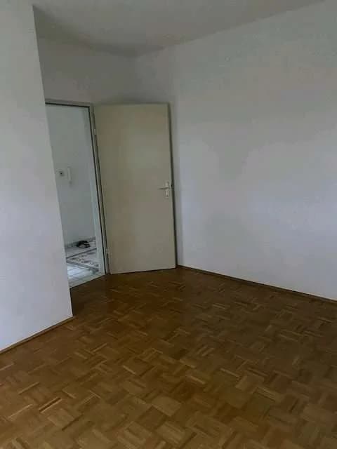2-Zimmer-Wohnung mieten in Vöcklabruck – 59 m², € 880 – Bild 5 von 16