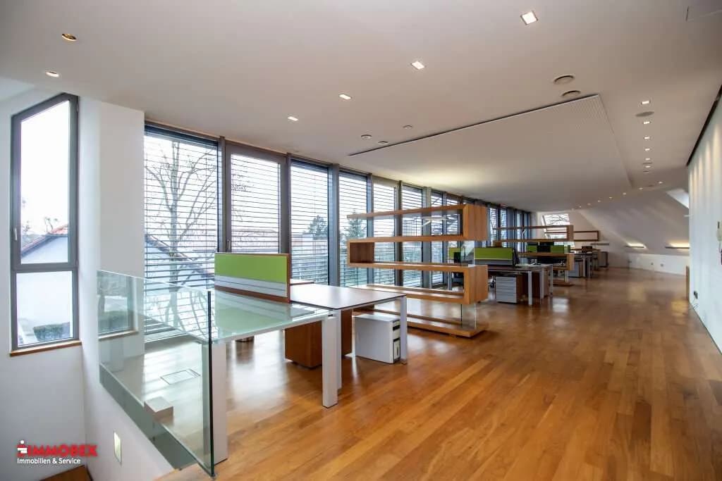 Gewerbeimmobilie mieten in Eferding – 306 m², € 4.200 – Bild 2 von 20