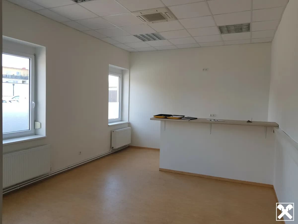 5-Zimmer-Gewerbeimmobilie mieten in Tulln – 150 m², € 1.828 – Bild 9 von 19