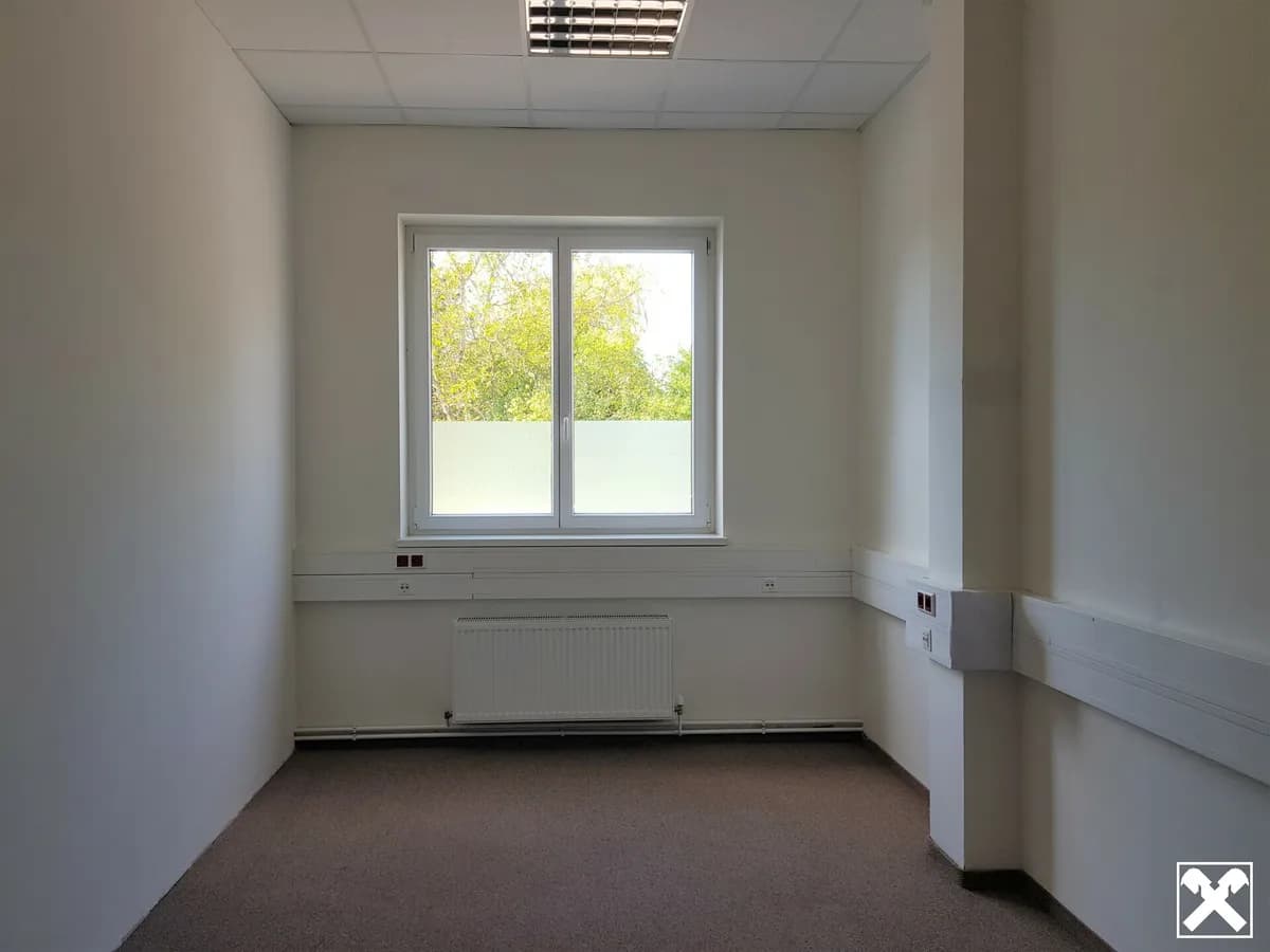 5-Zimmer-Gewerbeimmobilie mieten in Tulln – 150 m², € 1.828 – Bild 10 von 19