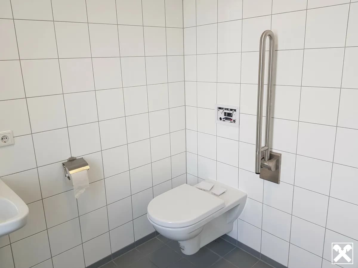 5-Zimmer-Gewerbeimmobilie mieten in Tulln – 150 m², € 1.828 – Bild 14 von 19