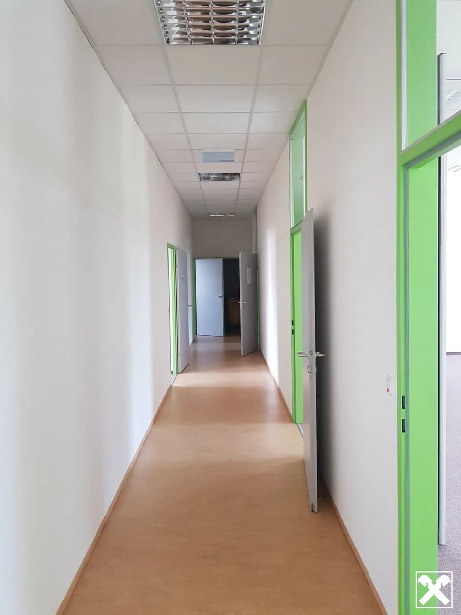 5-Zimmer-Gewerbeimmobilie mieten in Tulln – 150 m², € 1.828 – Bild 17 von 19