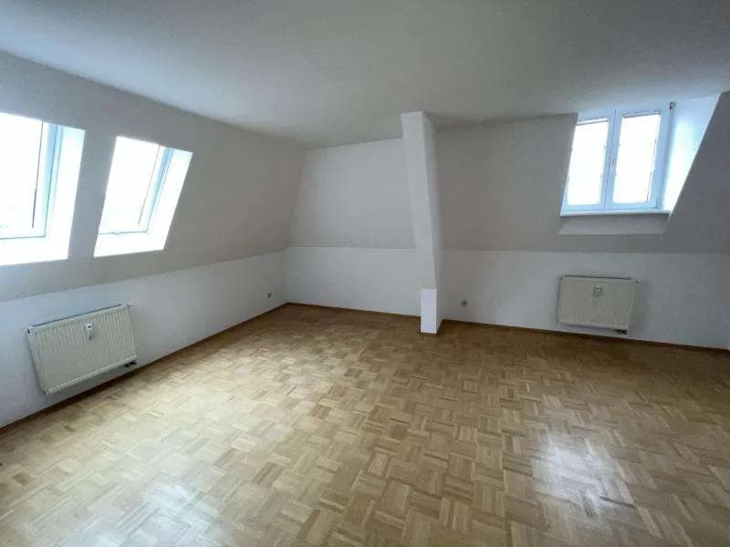 1-Zimmer-Wohnung mieten in Steyr – 60 m², € 520 – Bild 2 von 6