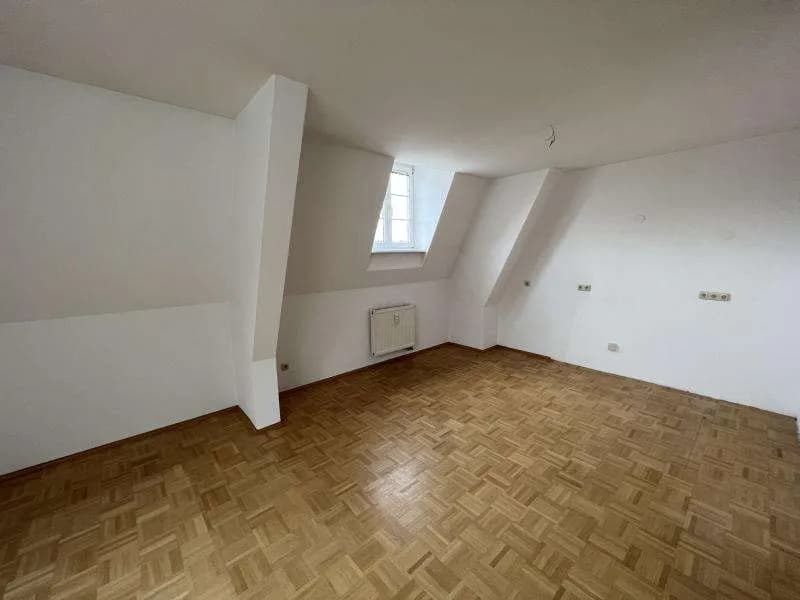 1-Zimmer-Wohnung mieten in Steyr – 60 m², € 520 – Bild 4 von 6