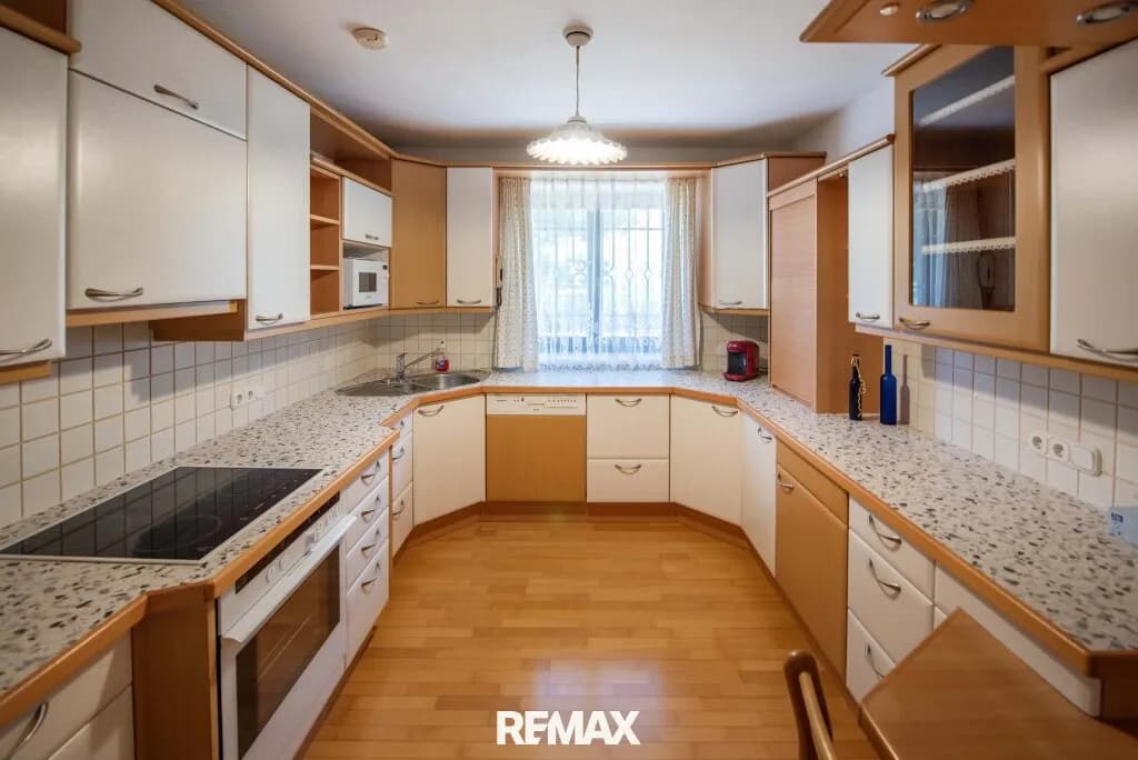 4-Zimmer-Haus kaufen in Gmunden – 166 m², € 490.000 – Bild 9 von 16
