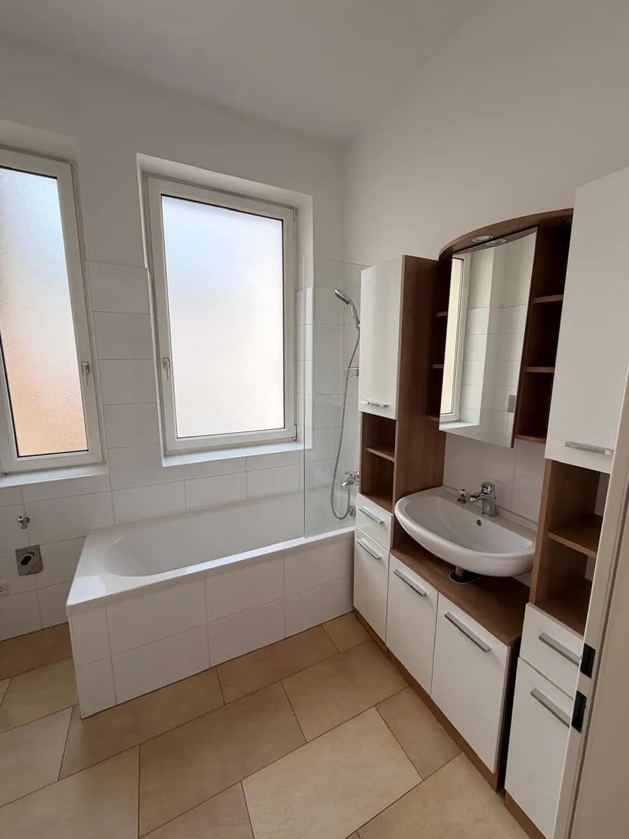 2-Zimmer-Wohnung mieten in Wien – 67 m², € 892 – Bild 8 von 12