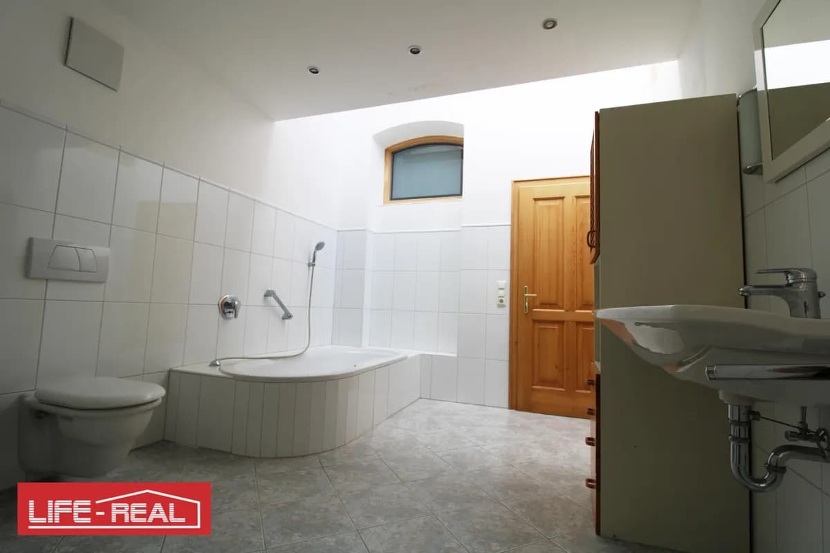 Gewerbeimmobilie mieten in Freistadt – 130 m², € 1.070 – Bild 8 von 10