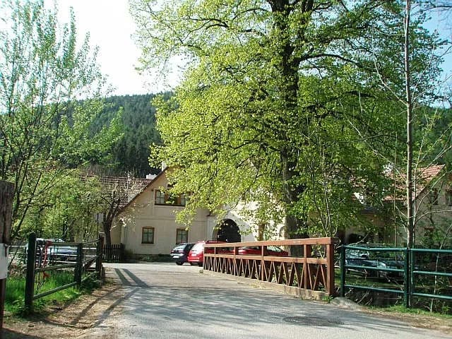 2-Zimmer-Wohnung mieten in Neunkirchen – 84 m², € 842 – Bild 3 von 11