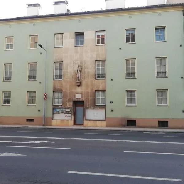 2-Zimmer-Wohnung mieten in Wiener Neustadt – 75 m², € 650