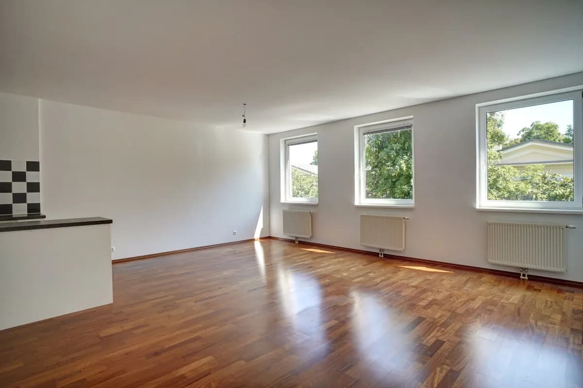 2-Zimmer-Wohnung kaufen in Mödling – 60 m², € 220.000 – Bild 2 von 12