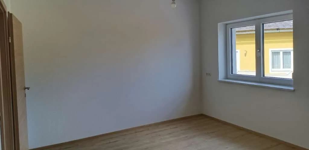 3-Zimmer-Wohnung mieten in Vöcklabruck – 95 m², € 950 – Bild 3 von 12