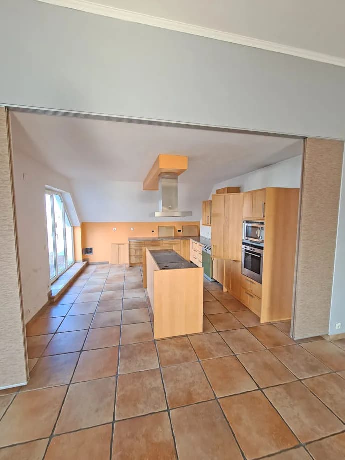 7-Zimmer-Wohnung mieten in Korneuburg – 279 m², € 2.238 – Bild 4 von 27