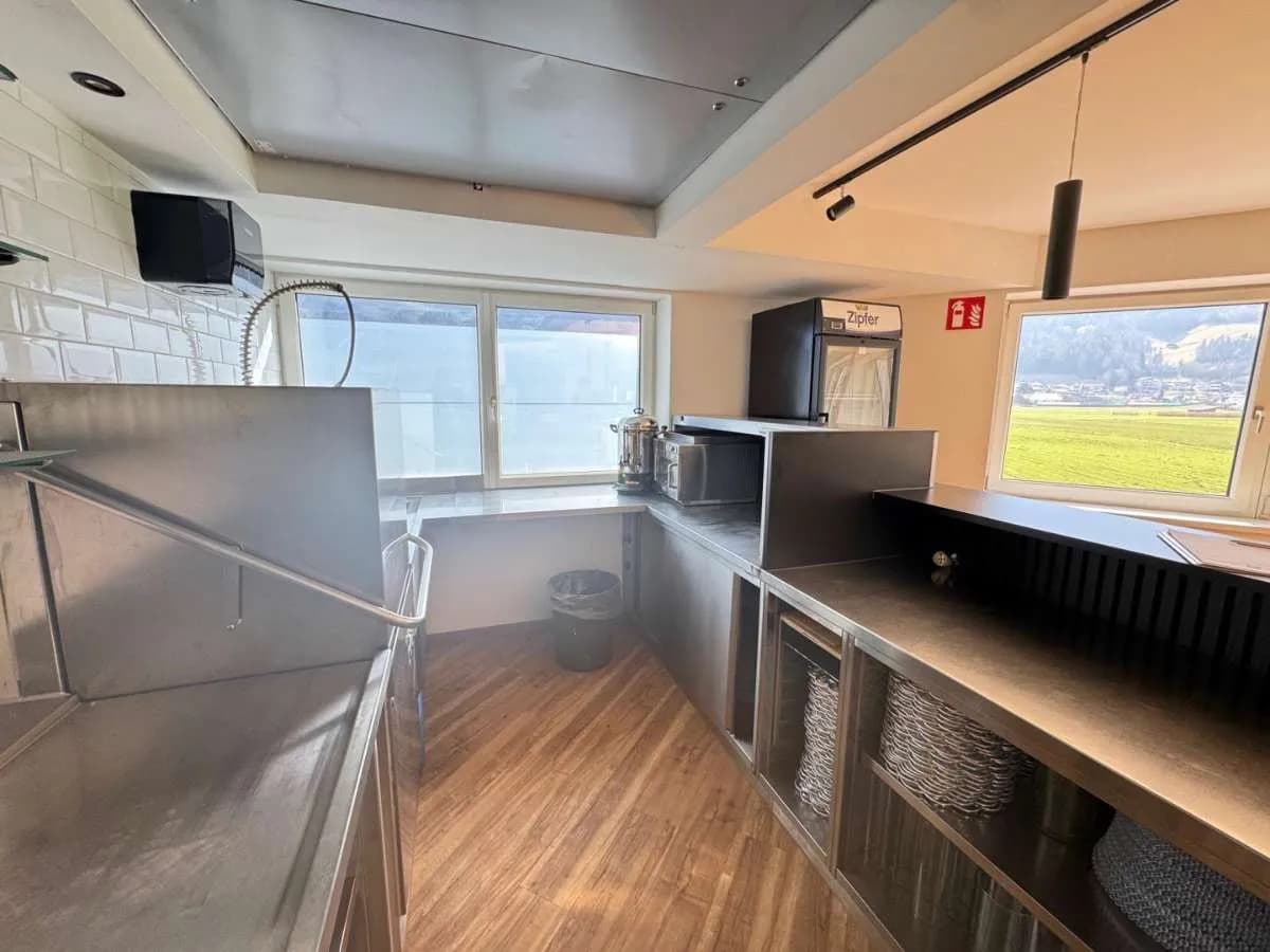 Gewerbeimmobilie mieten in Schwaz – 250 m², € 4.550 – Bild 5 von 10