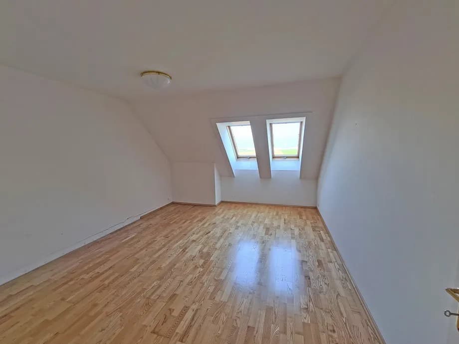 7-Zimmer-Gewerbeimmobilie mieten in Korneuburg – 279 m², € 1.980 – Bild 8 von 27