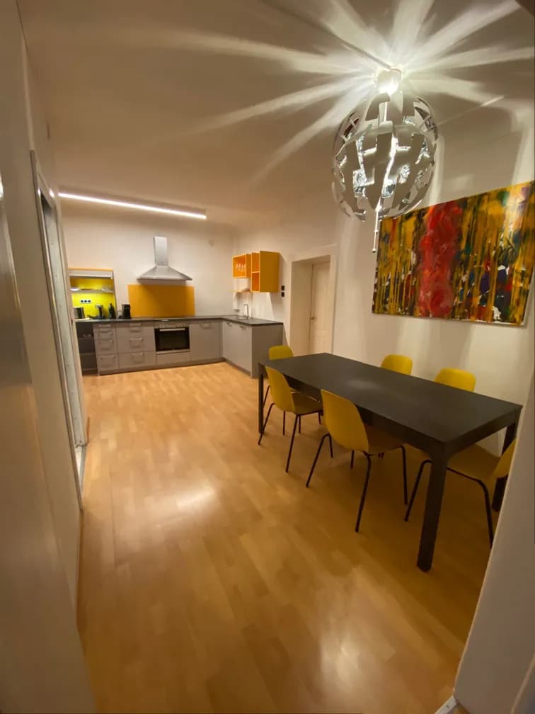 2-Zimmer-Wohnung mieten in Graz – 85 m², € 940
