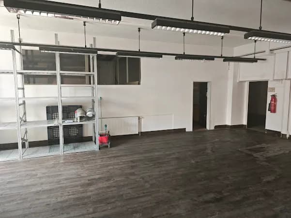 Gewerbeimmobilie mieten in Klagenfurt – 412 m², € 3.600 – Bild 5 von 7