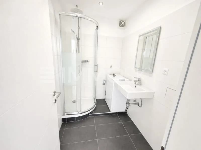 2-Zimmer-Wohnung kaufen in Baden – 69 m², € 299.000 – Bild 3 von 4