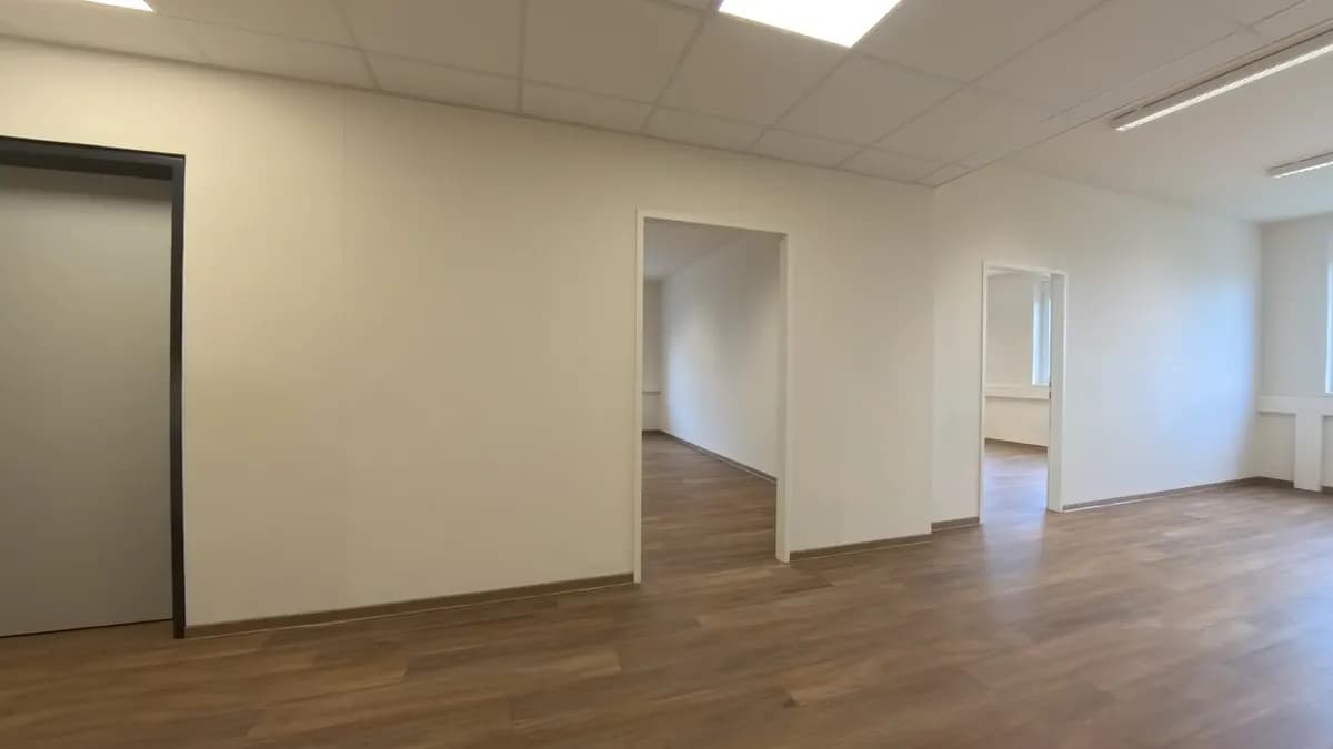 4-Zimmer-Gewerbeimmobilie mieten in Wien – 148 m², € 2.189 – Bild 13 von 34