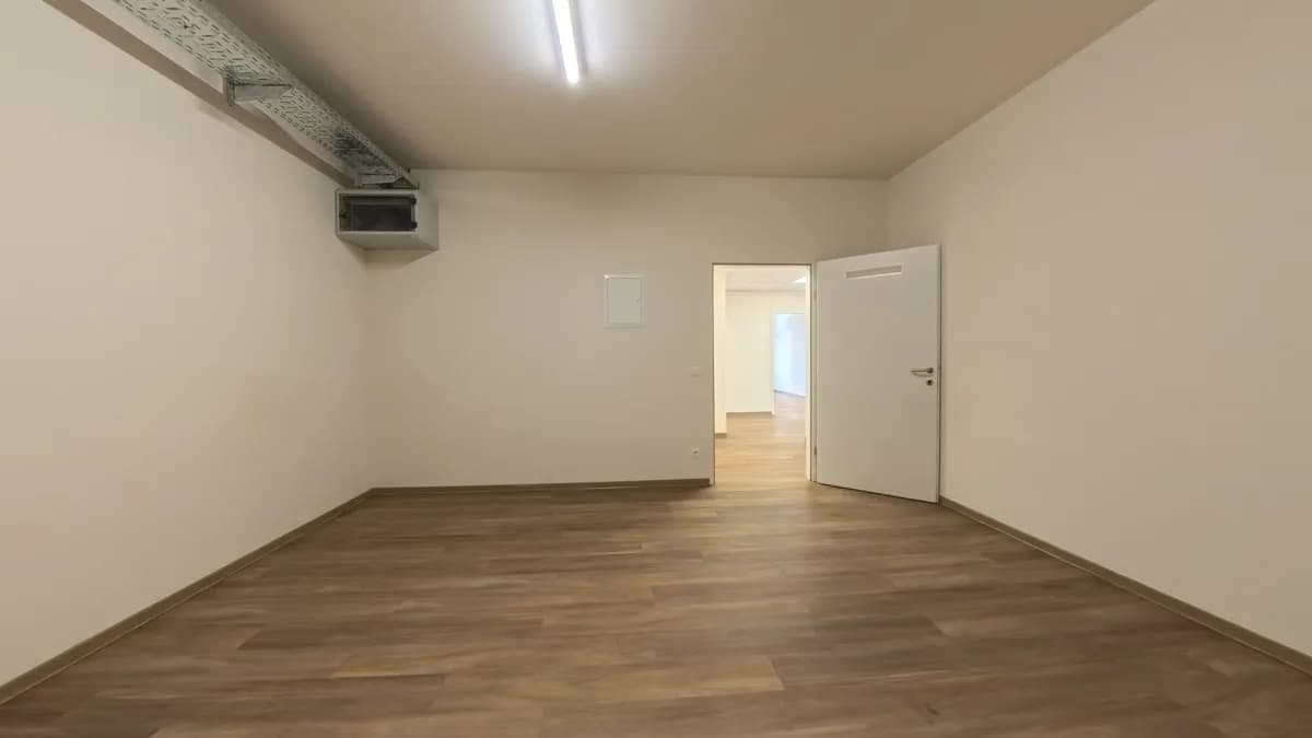 4-Zimmer-Gewerbeimmobilie mieten in Wien – 148 m², € 2.189 – Bild 19 von 34