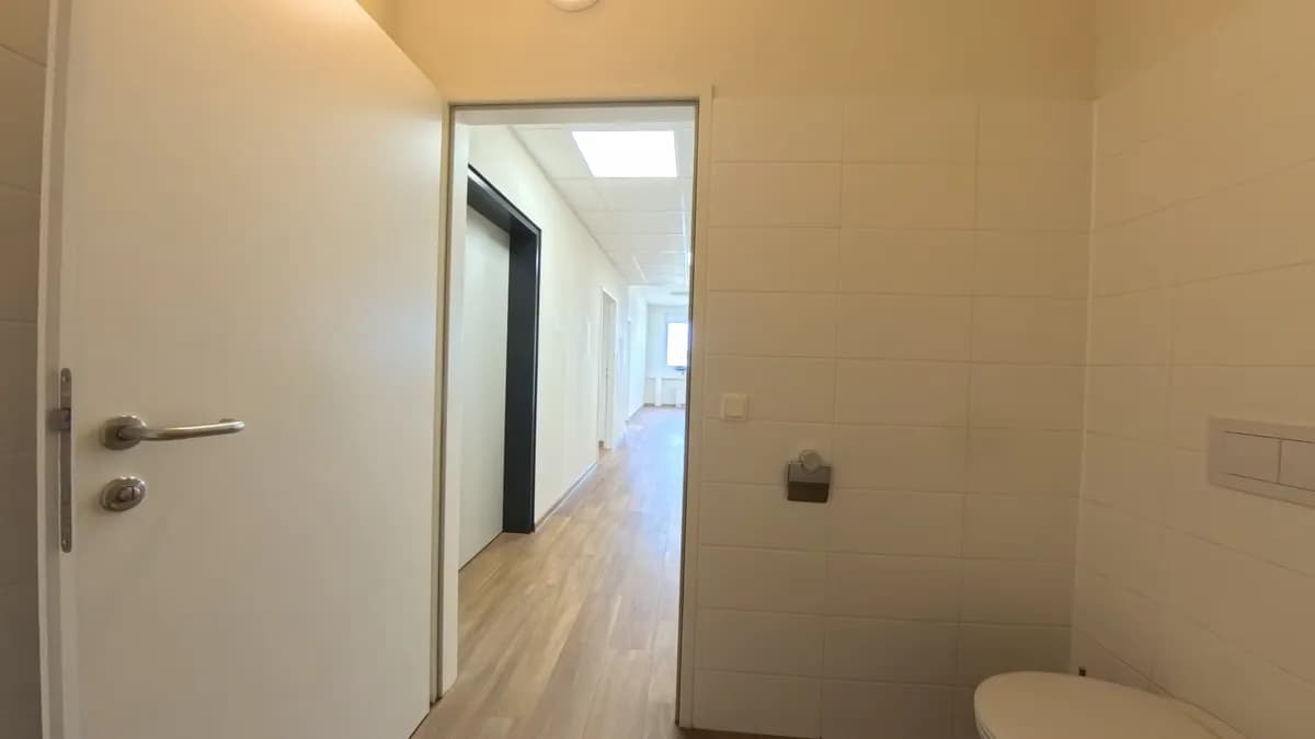 4-Zimmer-Gewerbeimmobilie mieten in Wien – 148 m², € 2.189 – Bild 22 von 34