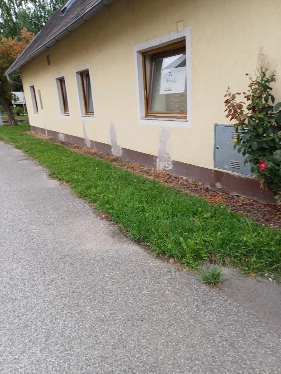 3-Zimmer-Haus kaufen in Hollabrunn – 90 m², € 81.000