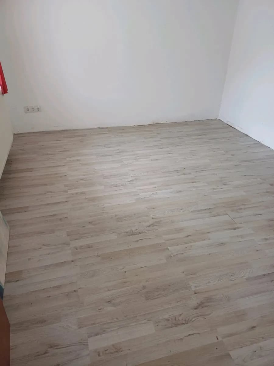 3-Zimmer-Haus kaufen in Hollabrunn – 90 m², € 81.000 – Bild 2 von 12