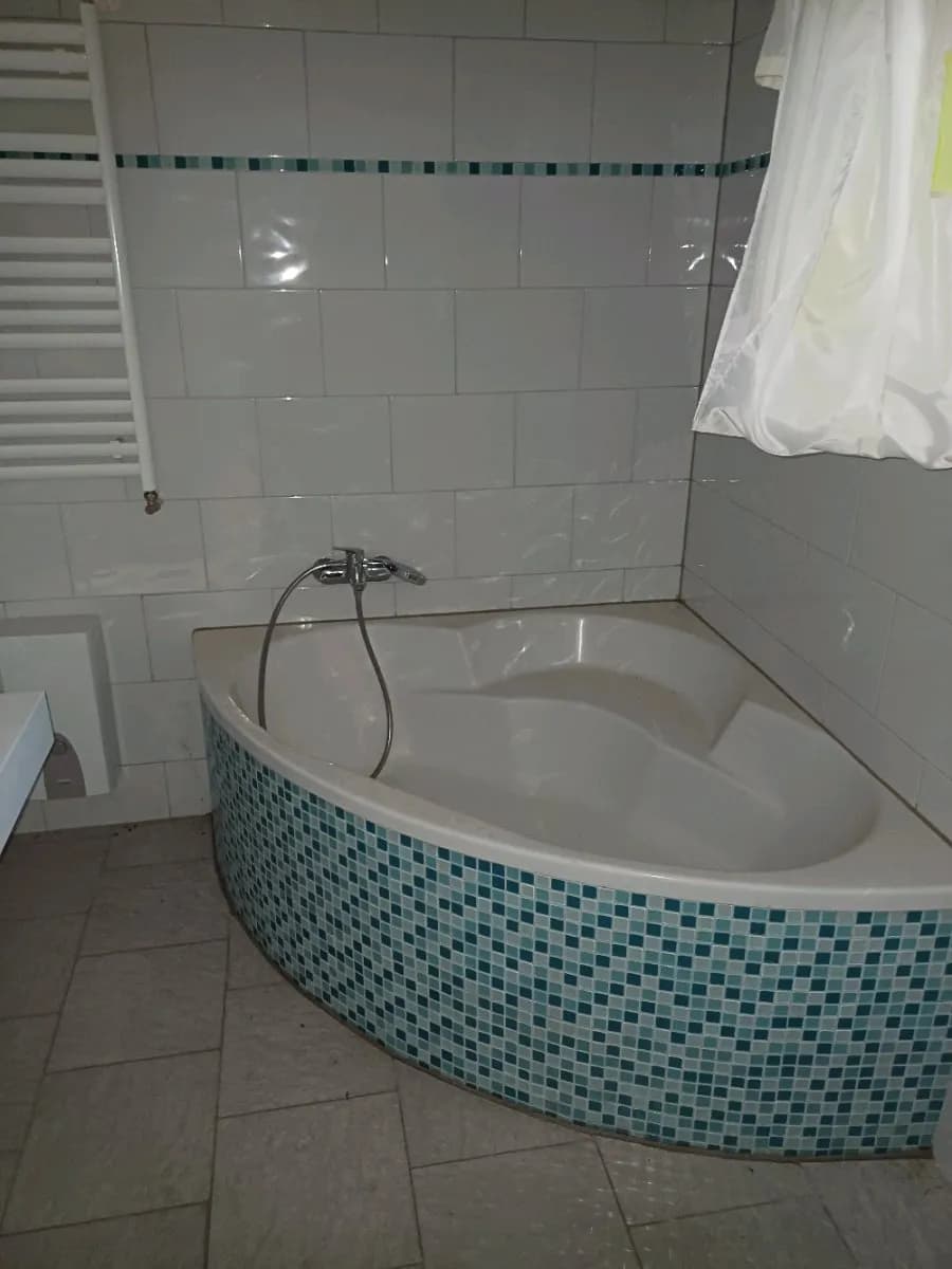 3-Zimmer-Haus kaufen in Hollabrunn – 90 m², € 81.000 – Bild 7 von 12