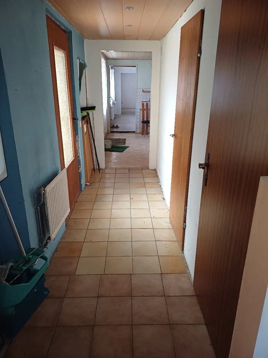 3-Zimmer-Haus kaufen in Hollabrunn – 90 m², € 81.000 – Bild 9 von 12