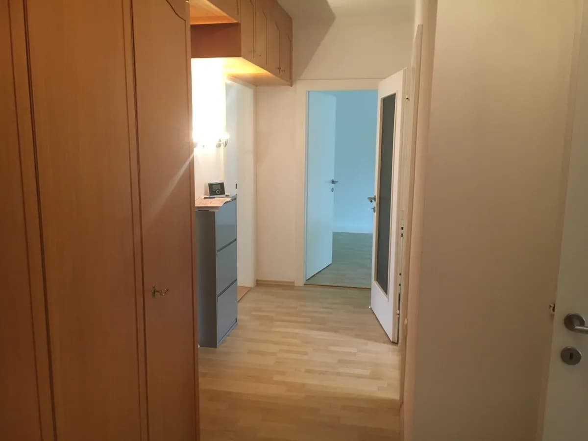 2-Zimmer-Wohnung mieten in Gmunden – 63 m², € 853 – Bild 5 von 8