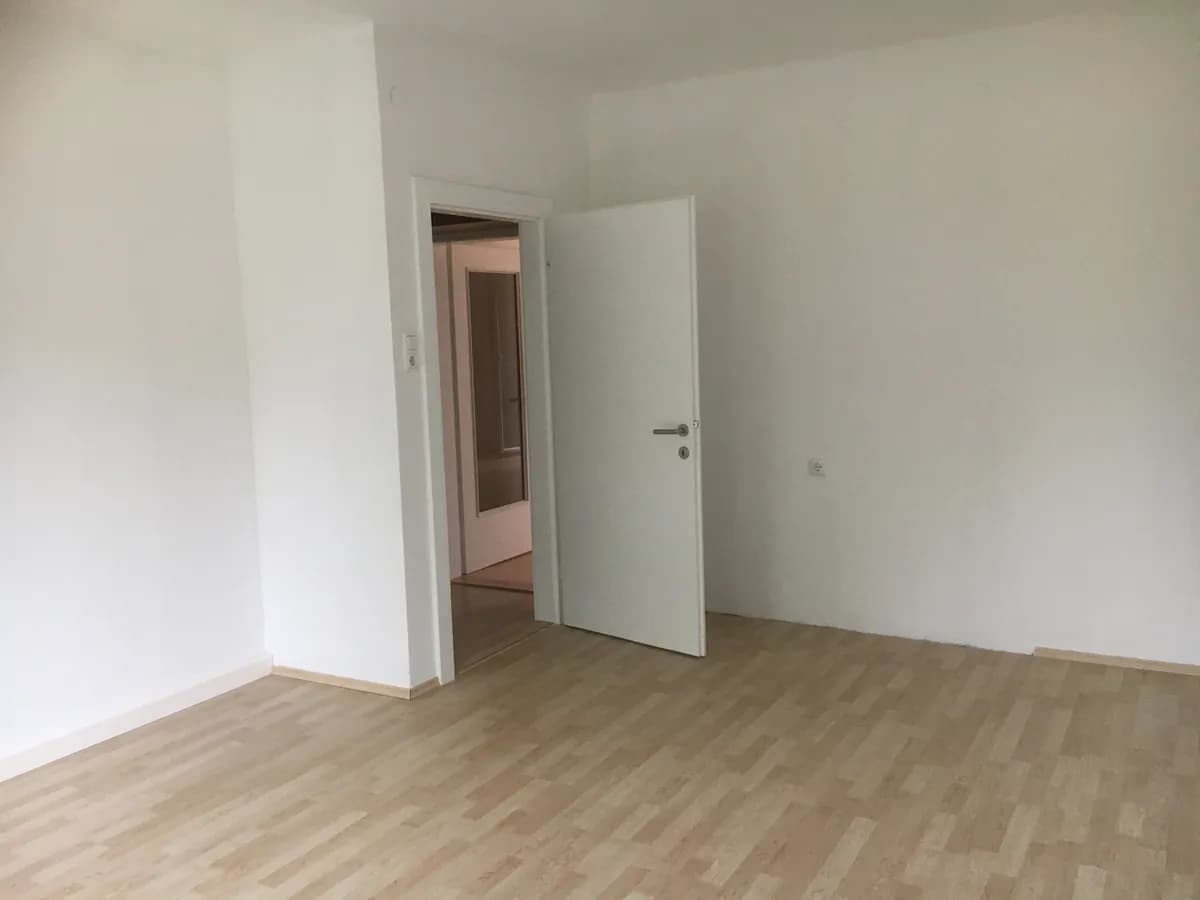 2-Zimmer-Wohnung mieten in Gmunden – 63 m², € 853 – Bild 7 von 8