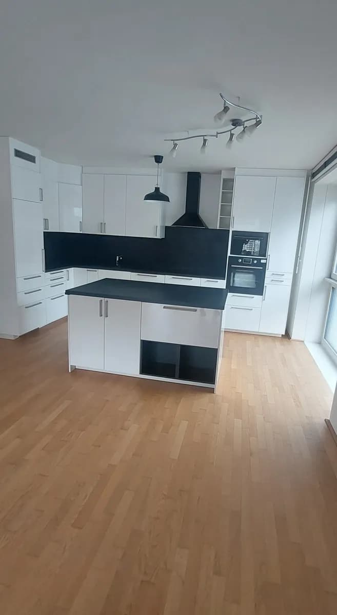 3-Zimmer-Wohnung mieten in Wien – 94 m², € 1.870 – Bild 2 von 6