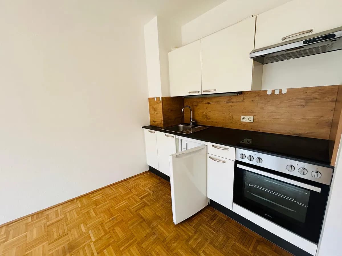 1-Zimmer-Wohnung mieten in Hallein – 35 m², € 890 – Bild 2 von 5