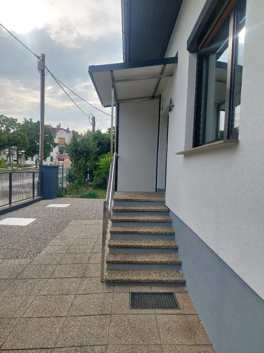 4-Zimmer-Haus mieten in Wien – 145 m², € 2.500 – Bild 2 von 51